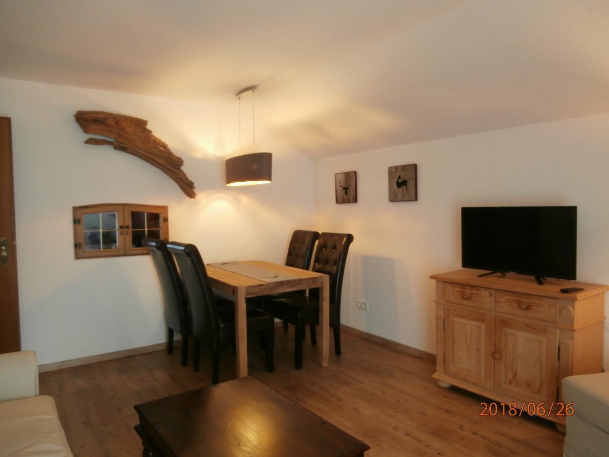 Ferienwohnung Anna Гармиш-Партенкирхен Екстериор снимка