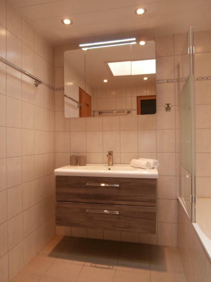Ferienwohnung Anna Гармиш-Партенкирхен Екстериор снимка