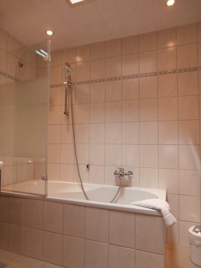 Ferienwohnung Anna Гармиш-Партенкирхен Екстериор снимка