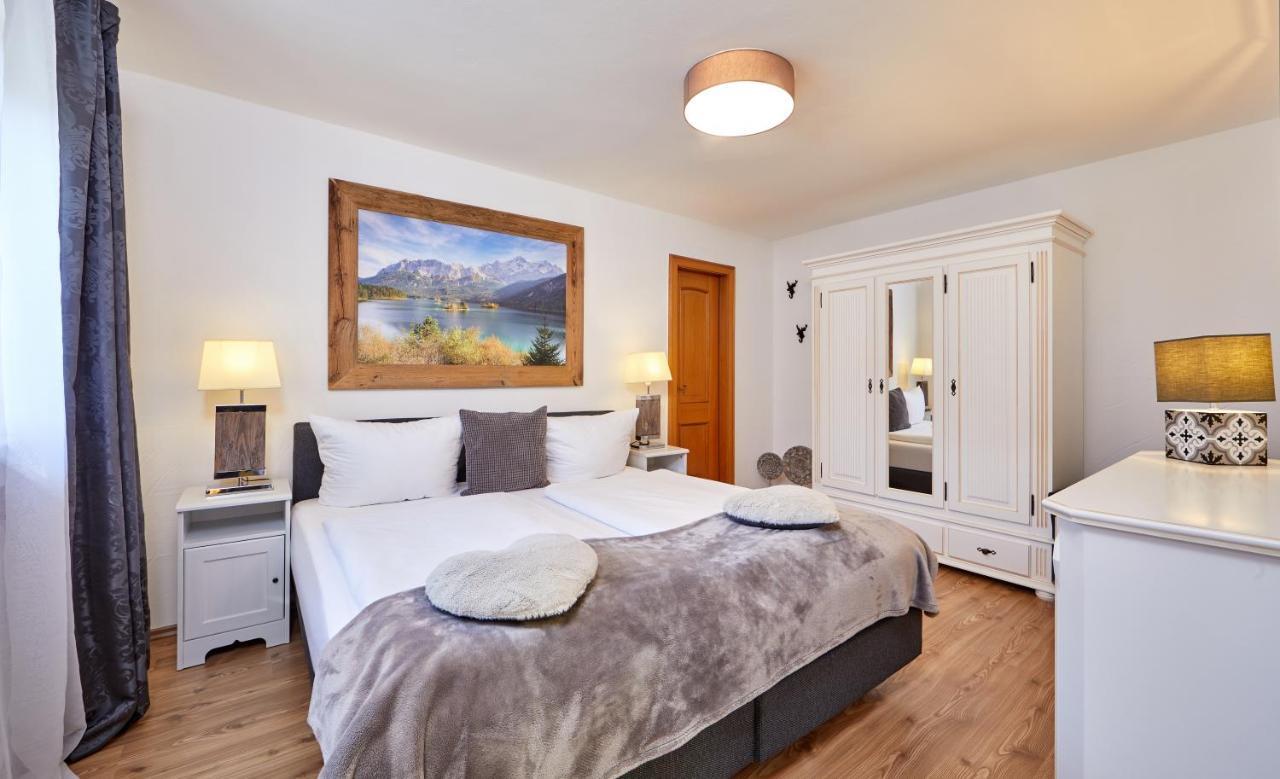 Ferienwohnung Anna Гармиш-Партенкирхен Екстериор снимка
